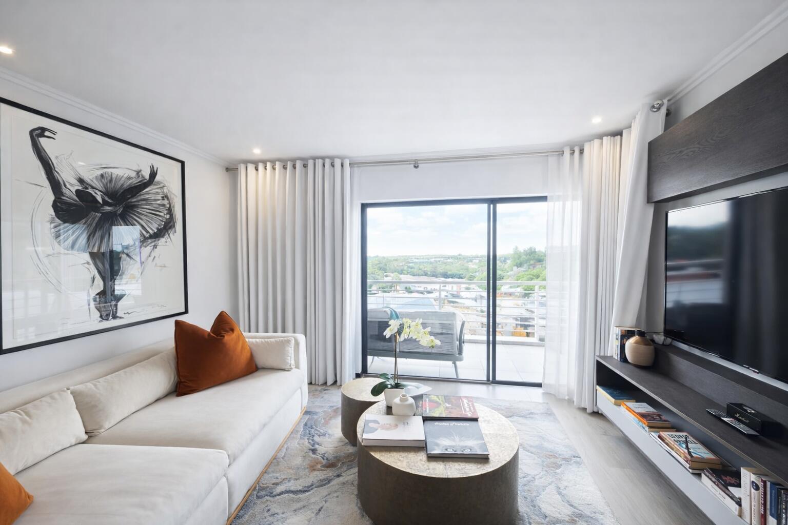 2 Bedroom Apartment in Strathavon