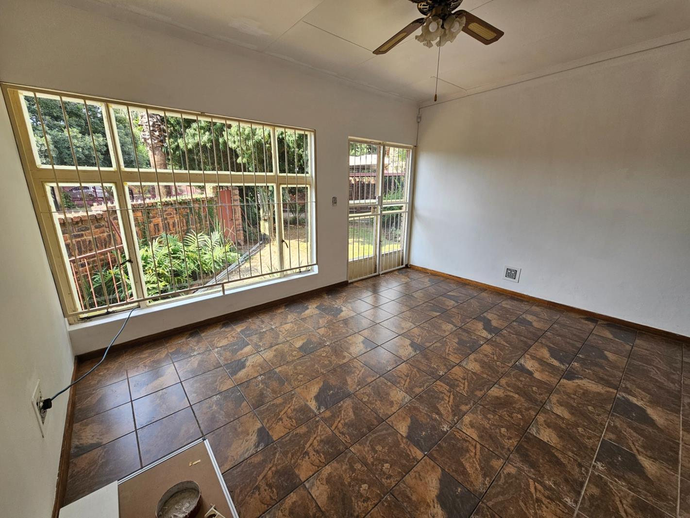 1 Bedroom Garden Cottage in Wierda Park