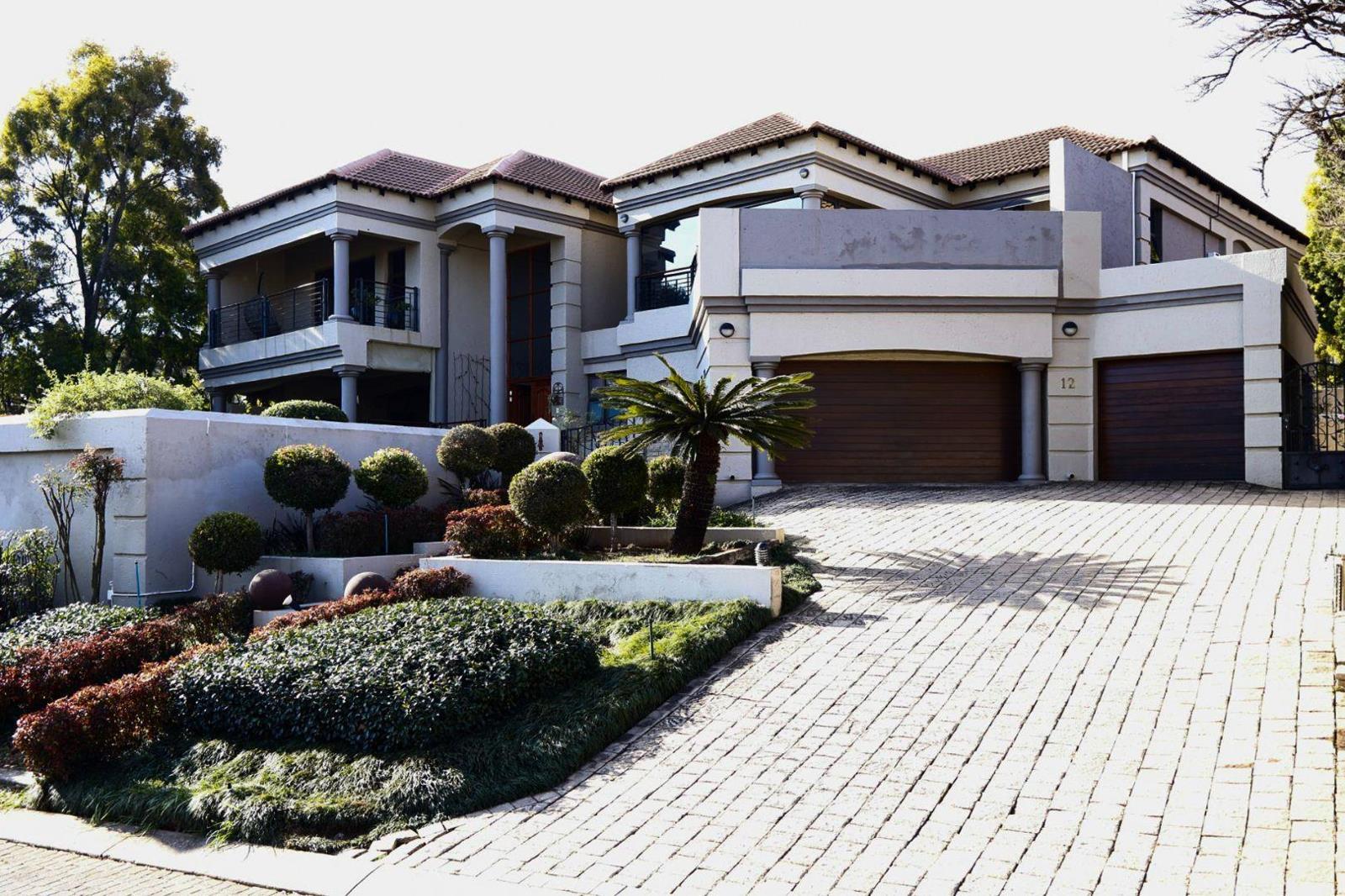 4 Bedroom House in Centurion Golf Estate