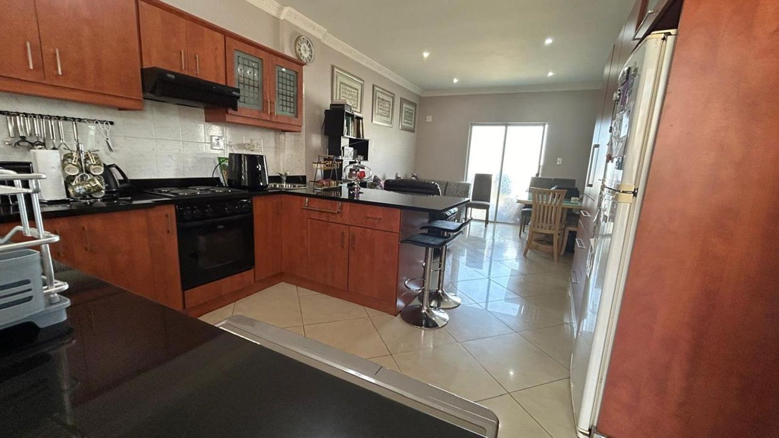 2 Bedroom Apartment in Morningside