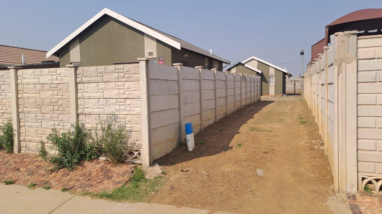 2 Bedroom House in Savanna City
