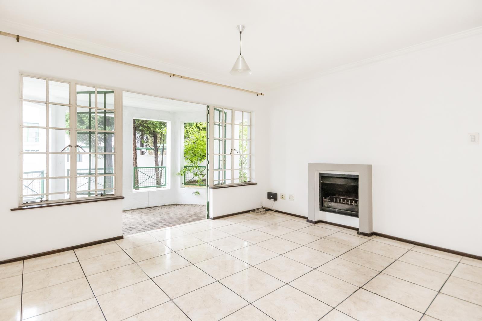 2 Bedroom Apartment in Dunkeld West