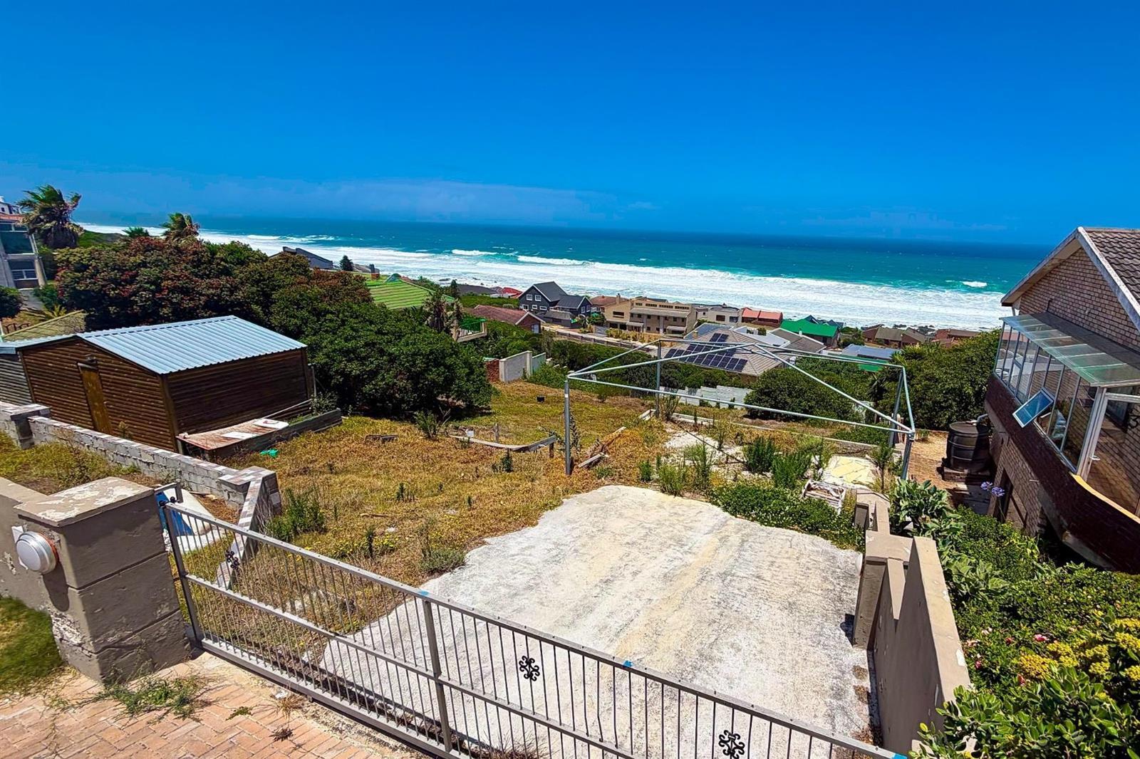 1 218 m² Land available in Beachview