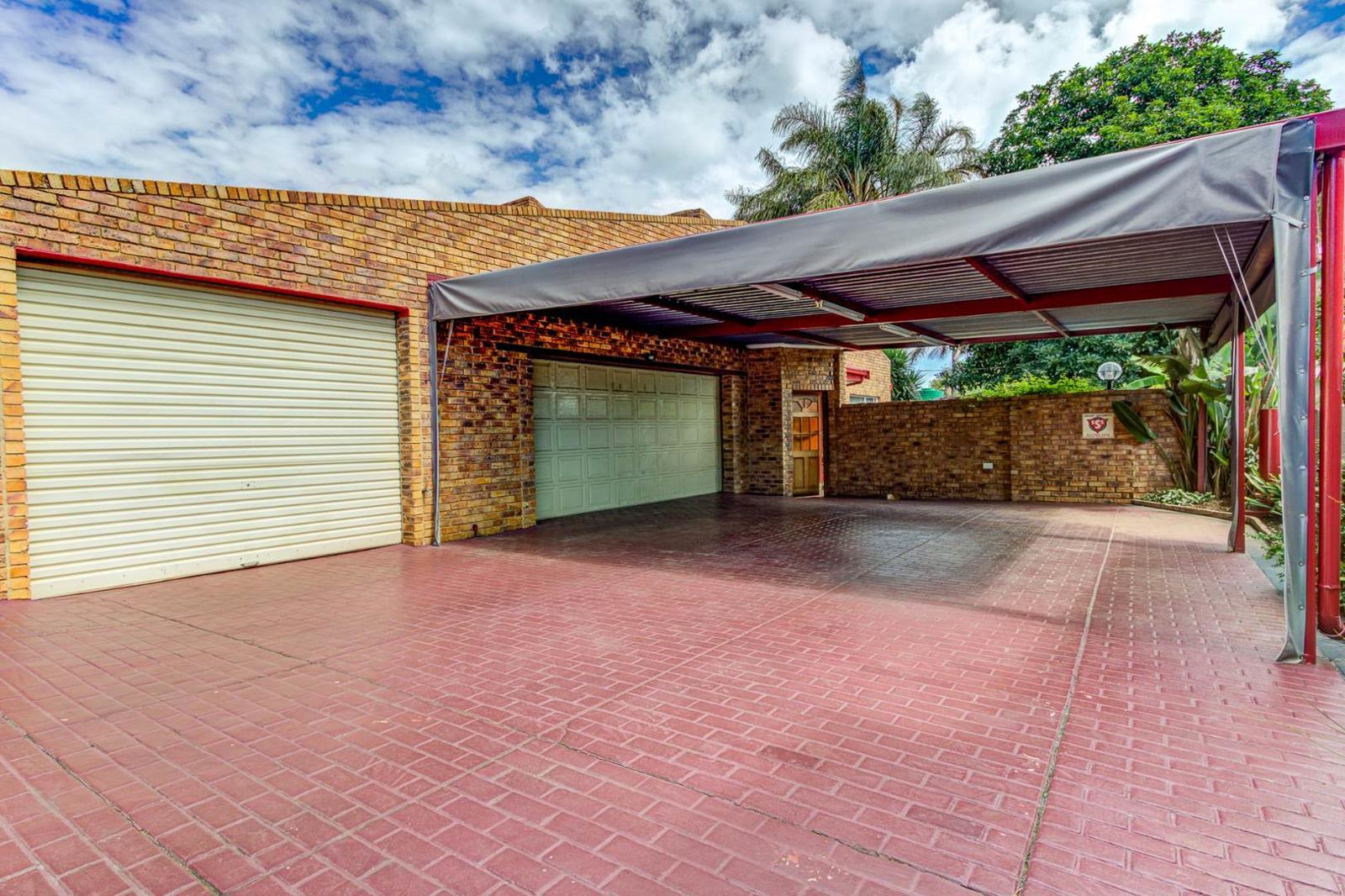 3 Bedroom House in Kempton Park Ext 4