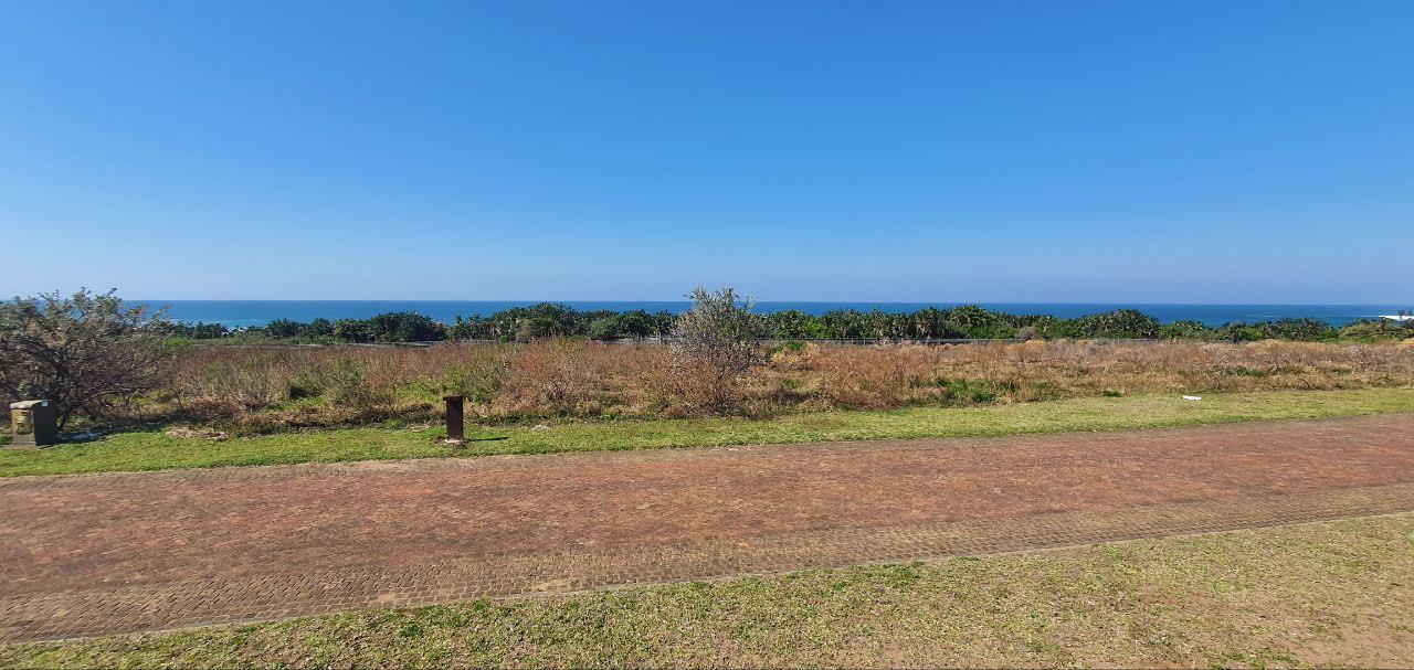 2 011 m² Land available in Port Edward