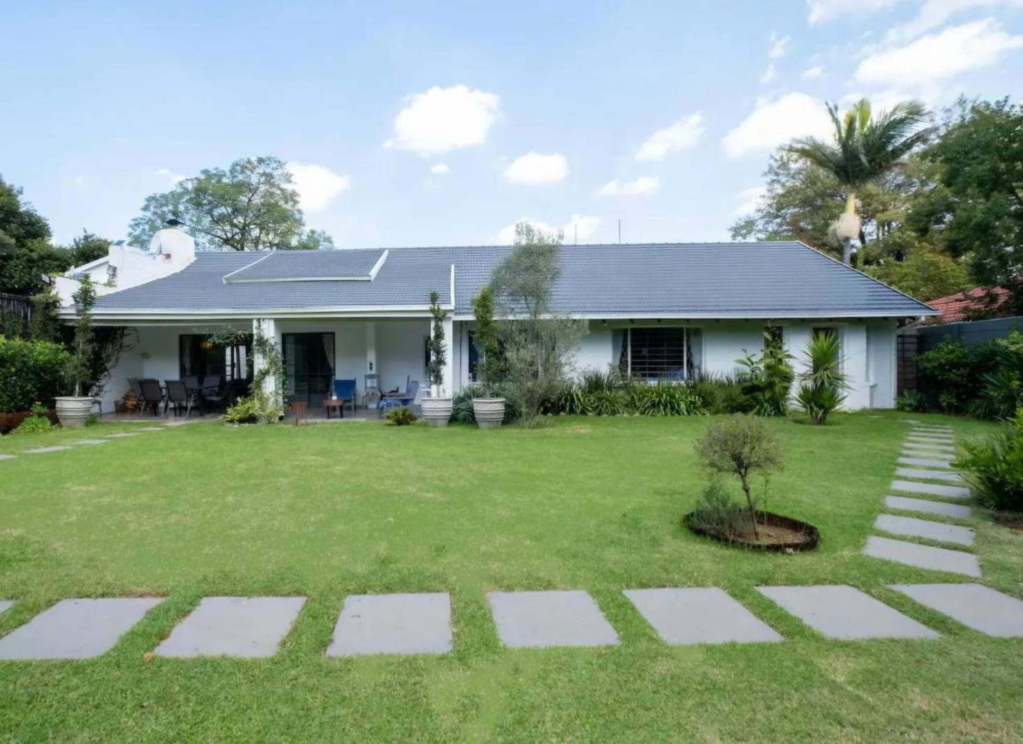 4 Bedroom House in Parktown North