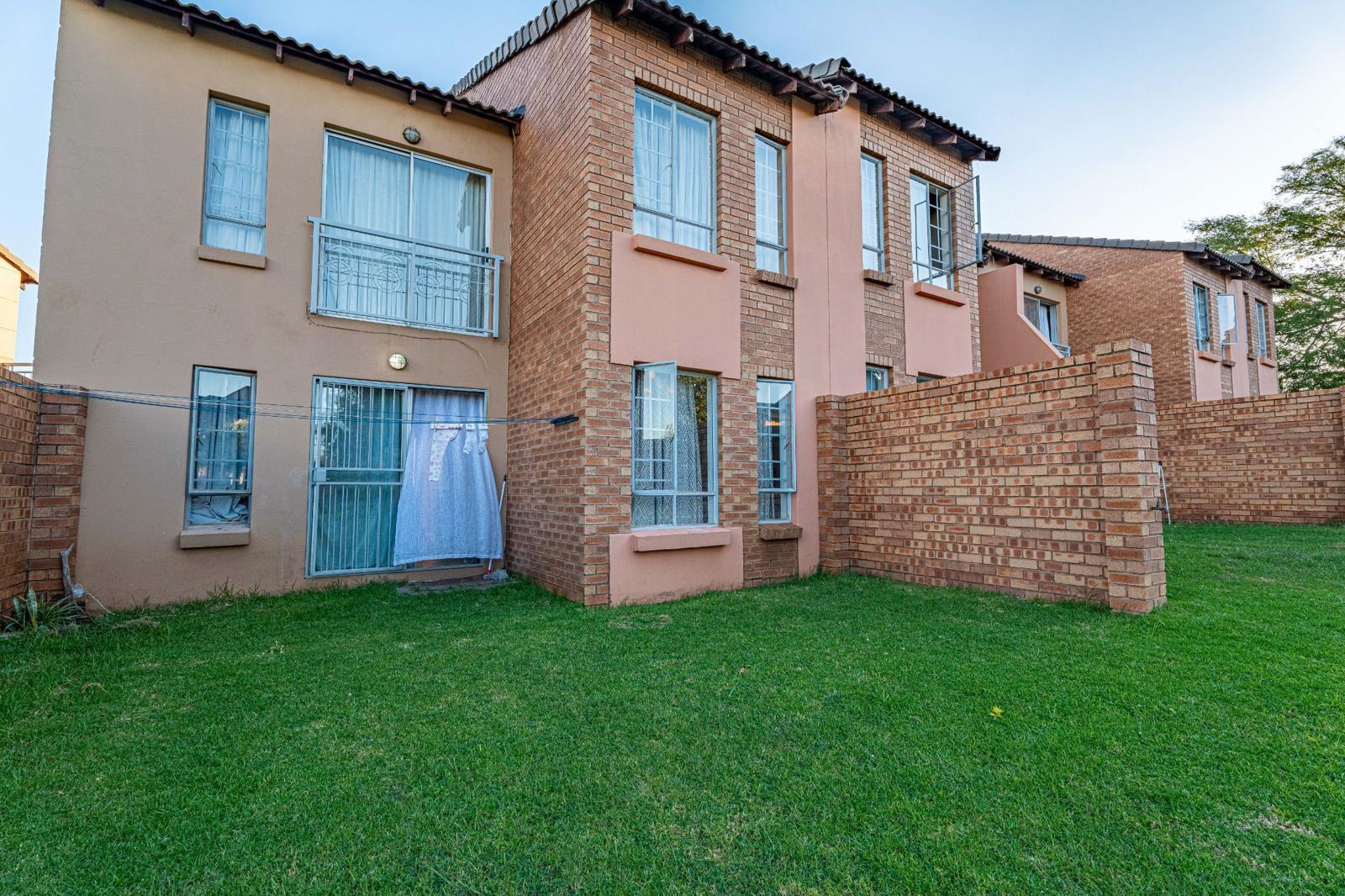 2 Bedroom Apartment in Erand Gardens