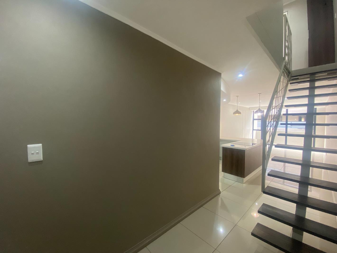 2 Bedroom Apartment in Menlo Park