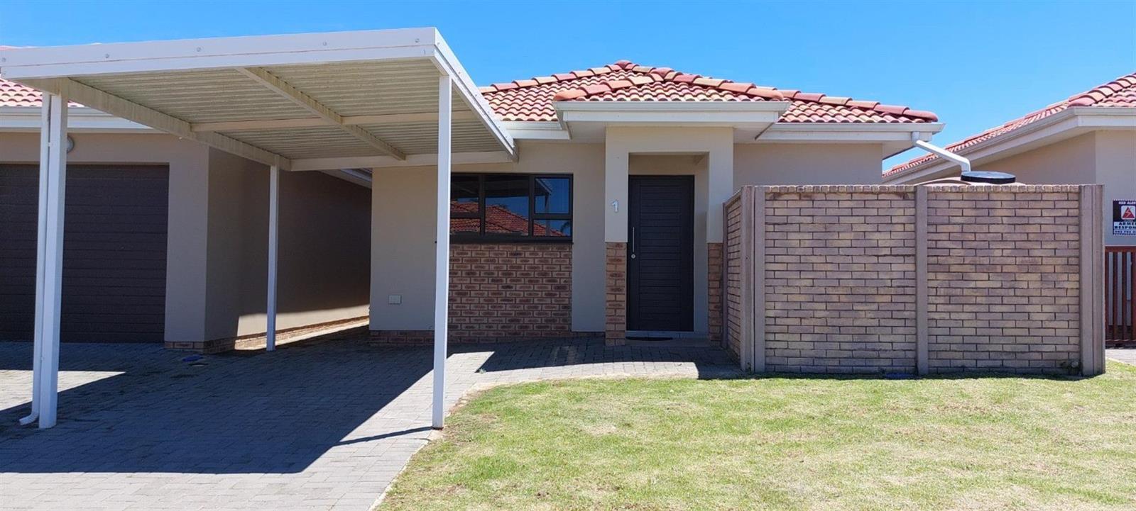 1 Bedroom House in Kwelera