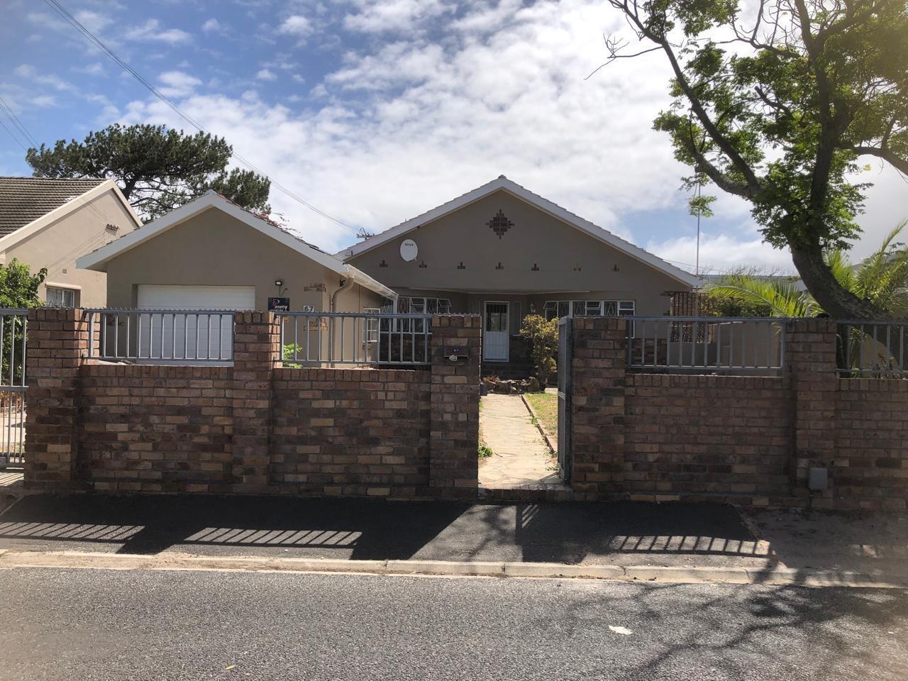 3 Bedroom House in Diep River