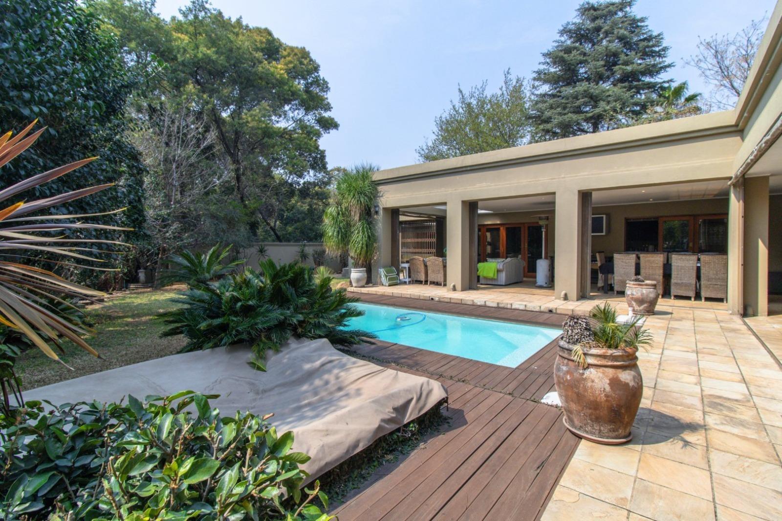 5 Bedroom House in Glenvista