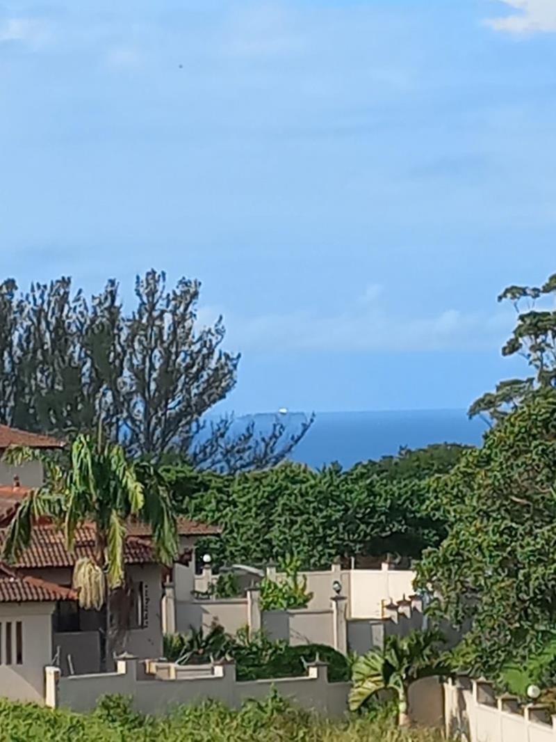 2 132 m² Land available in Southbroom