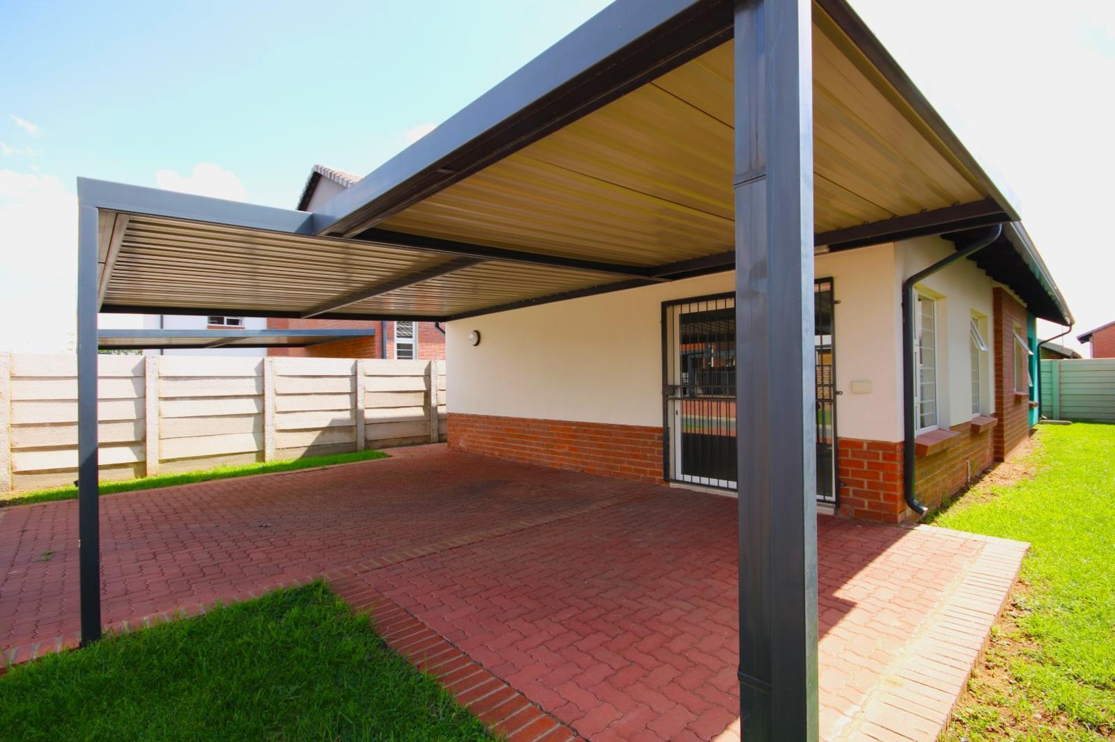3 Bedroom Simplex in Parkdene