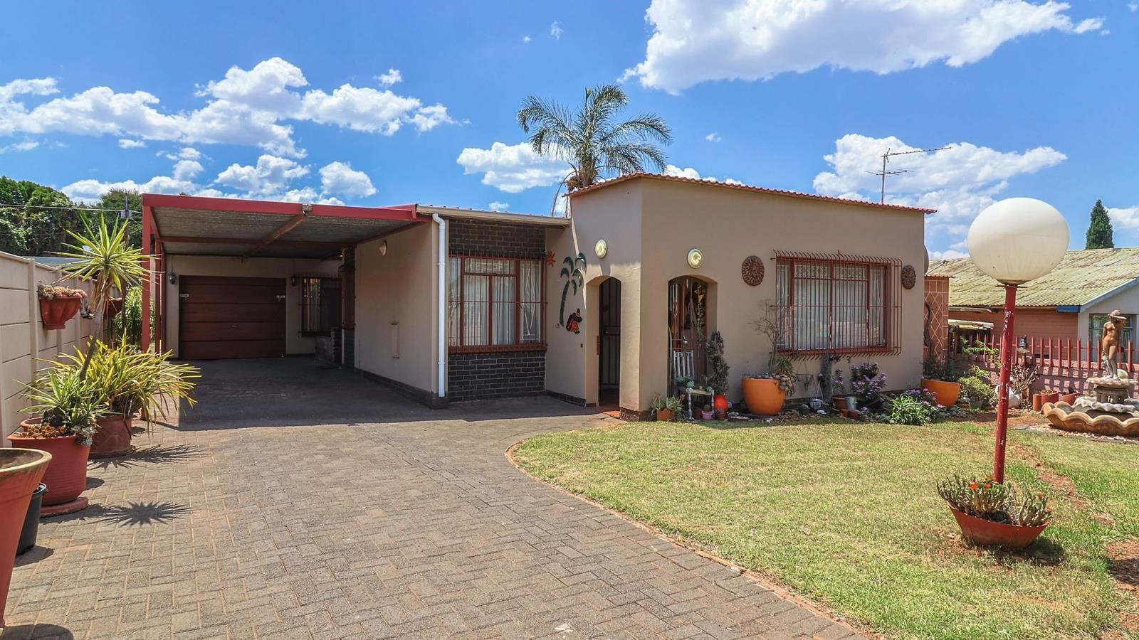 3 Bedroom House in Westdene