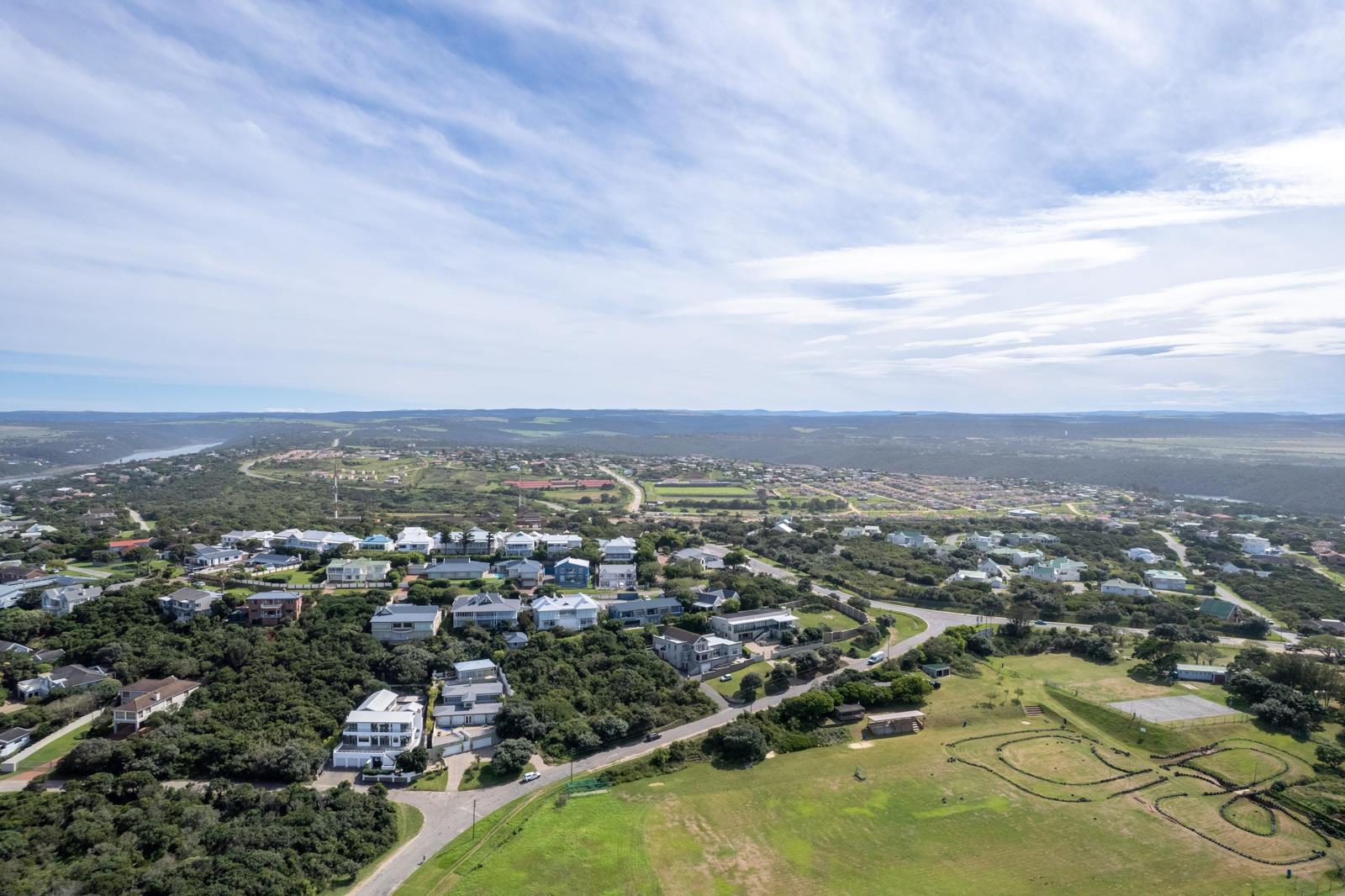 885 m² Land available in Kenton-on-Sea