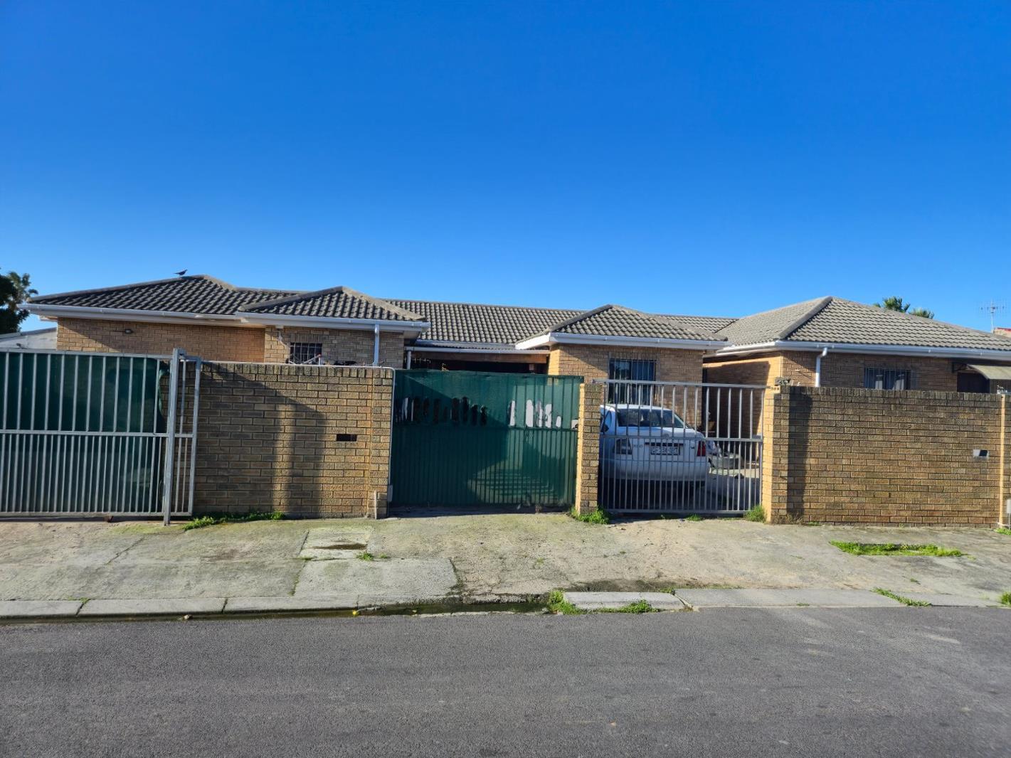 6 Bedroom House in Scottsville