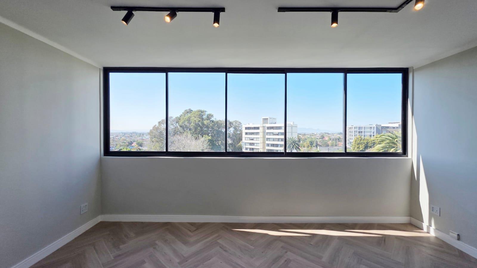 Studio apartment in Claremont Upper