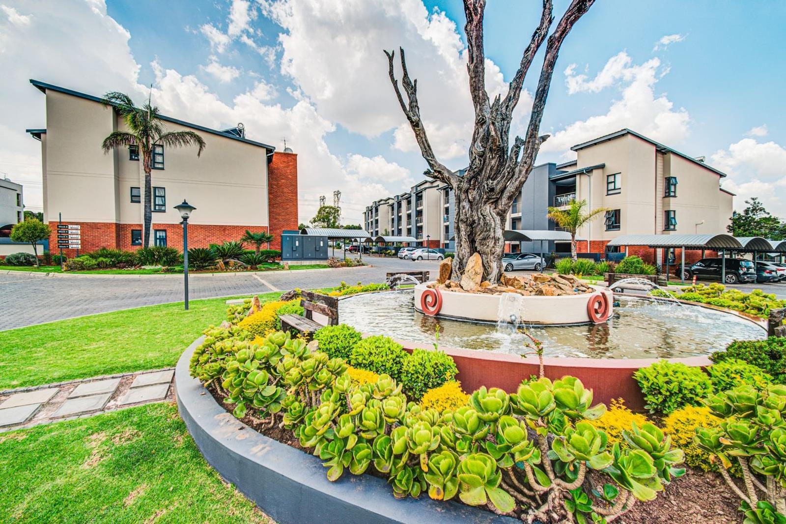 1 Bedroom Apartment in Edenglen