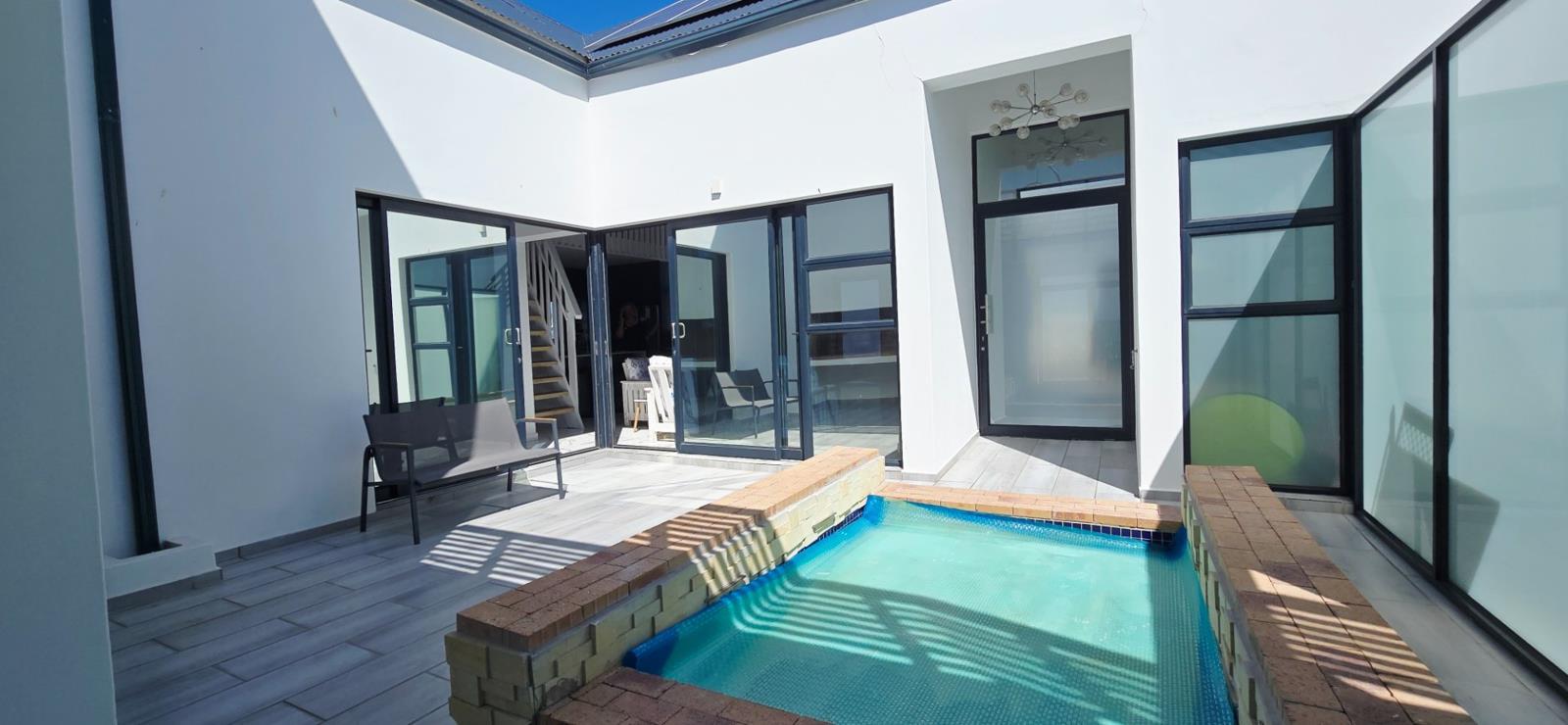 3 Bedroom House in Velddrif