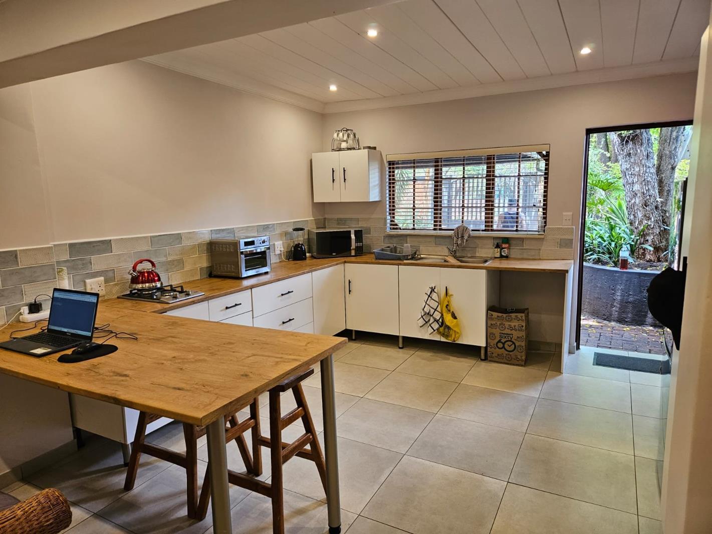 1 Bedroom Garden Cottage in Lynnwood