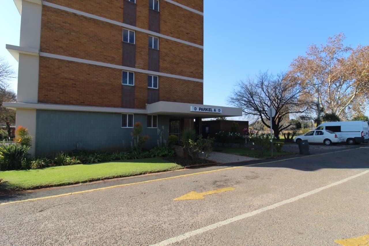 1 Bedroom Apartment in Elarduspark