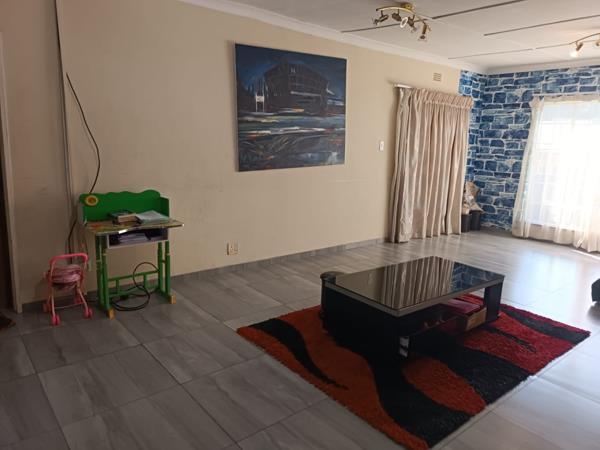 3 Bedroom House in Bordeaux