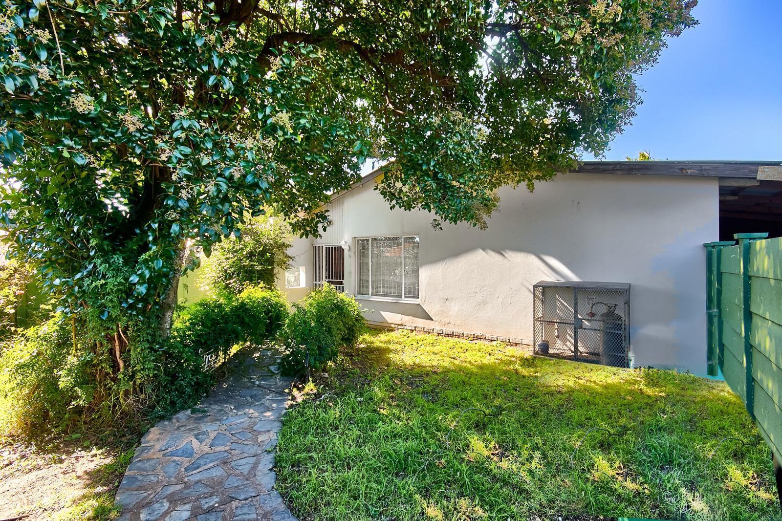 3 Bedroom House in Westdene