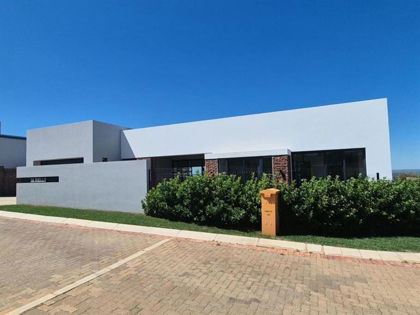 3 Bedroom House in Vyfhoek