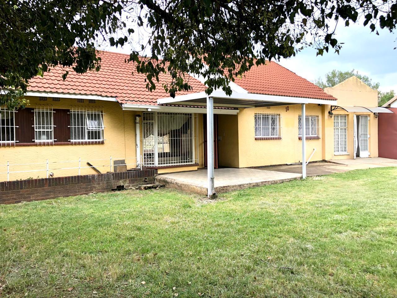 3 Bedroom House in Elspark