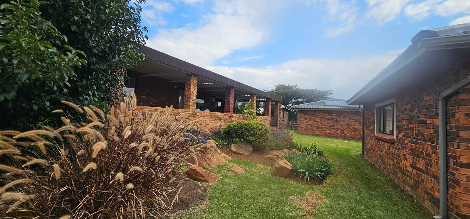 4 Bedroom House in Vaal Marina