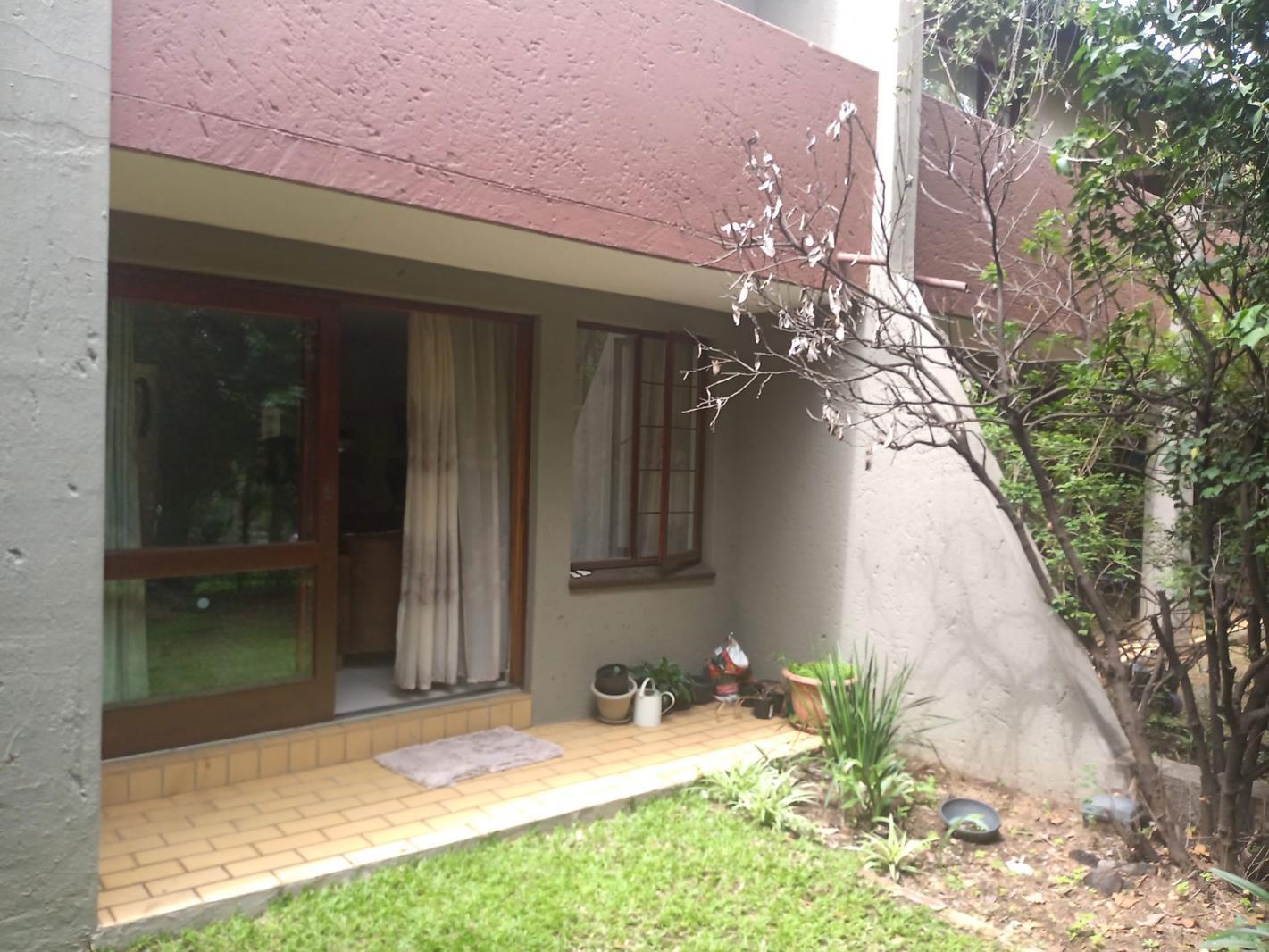 2 Bedroom Apartment in Sunninghill