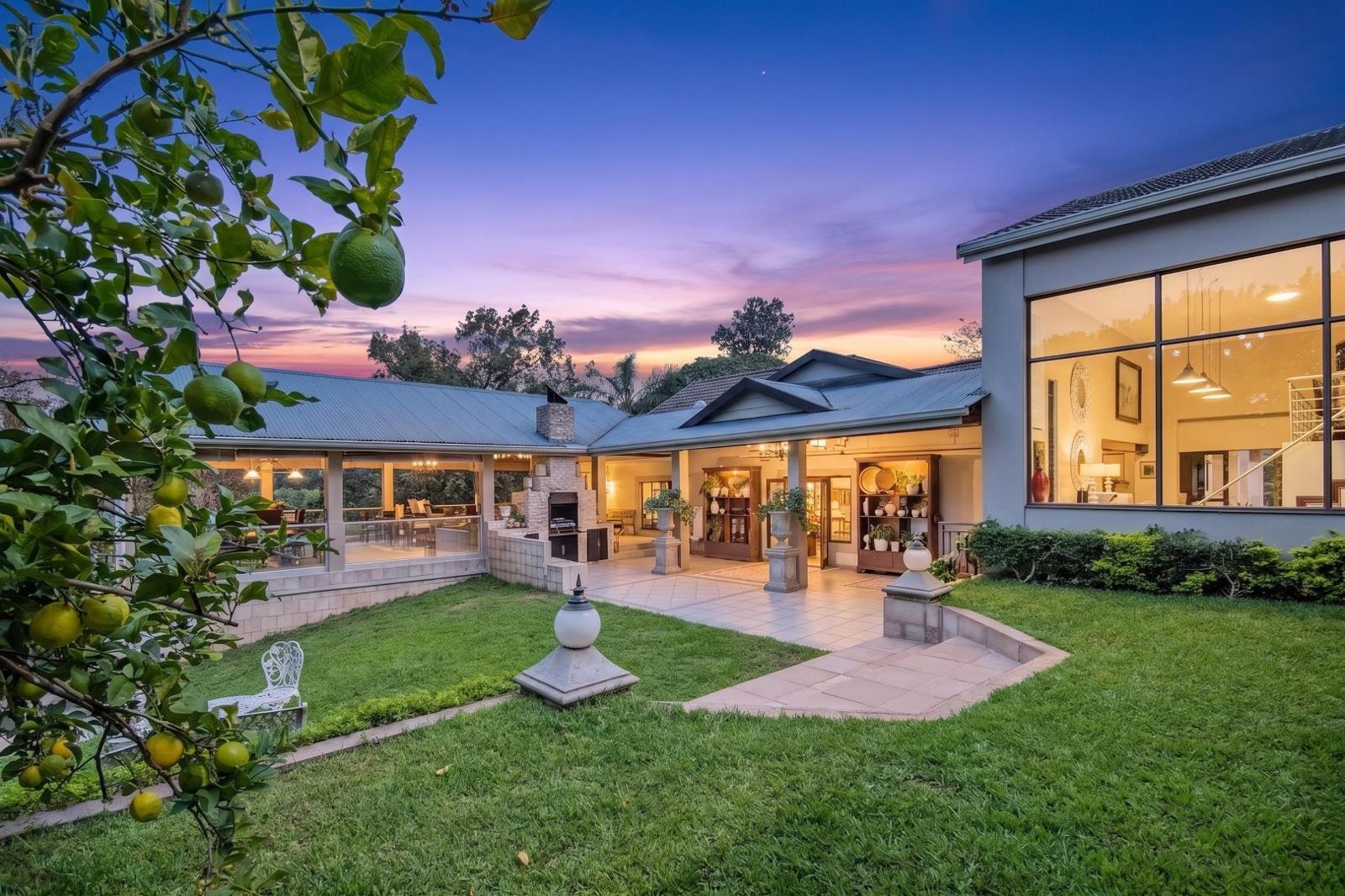 5 Bedroom House in Cowies Hill