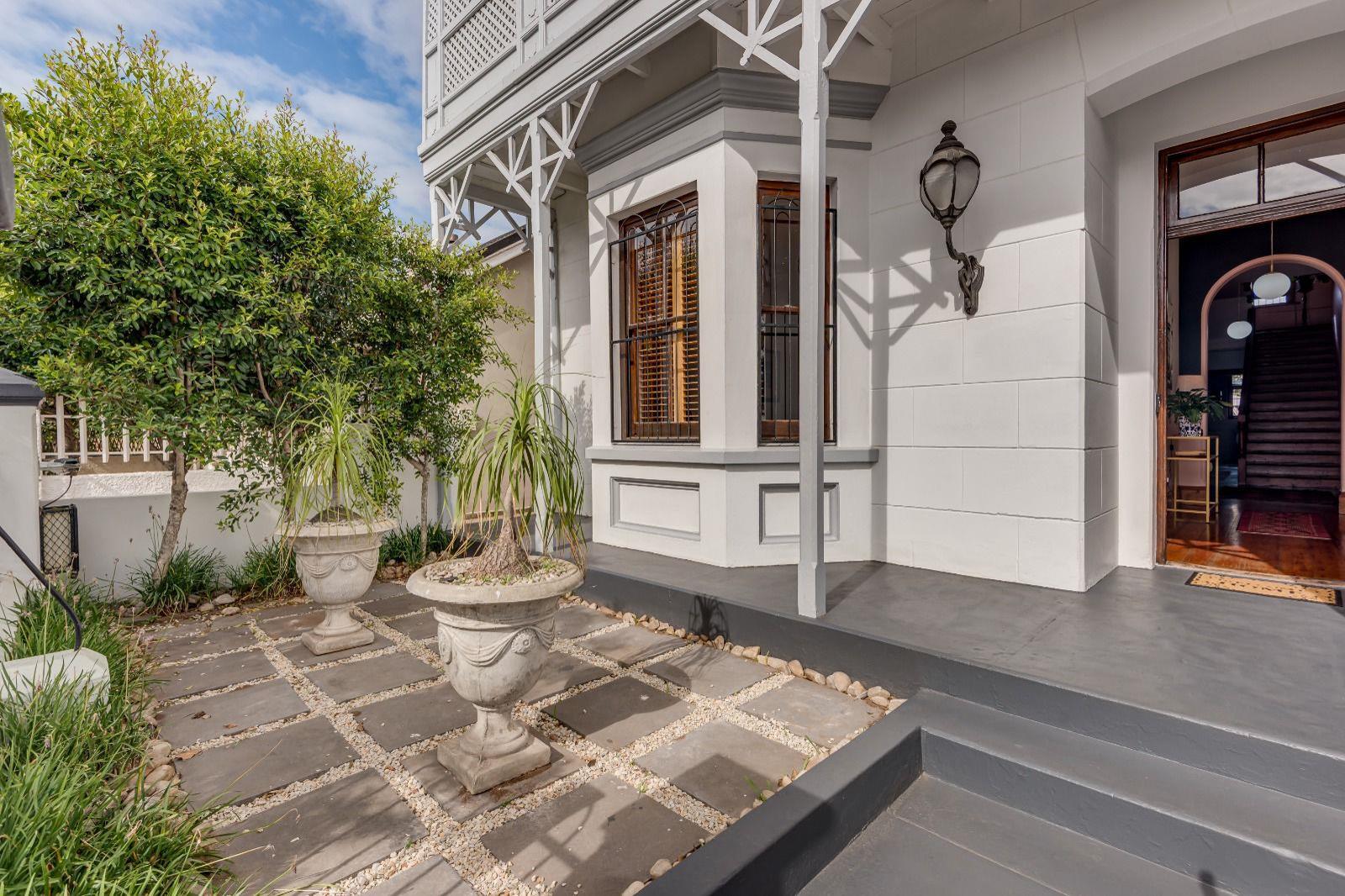 3 Bedroom House in Richmond Hill