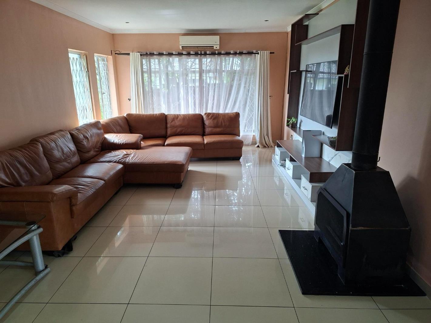 5 Bedroom House in Croydon