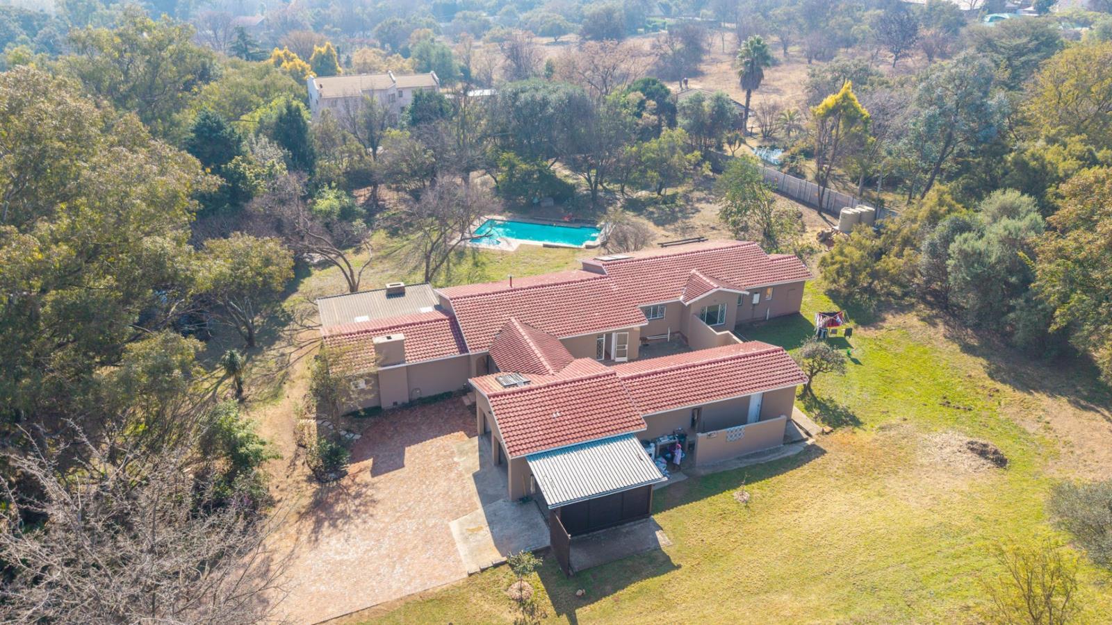 5 Bedroom House in Carlswald