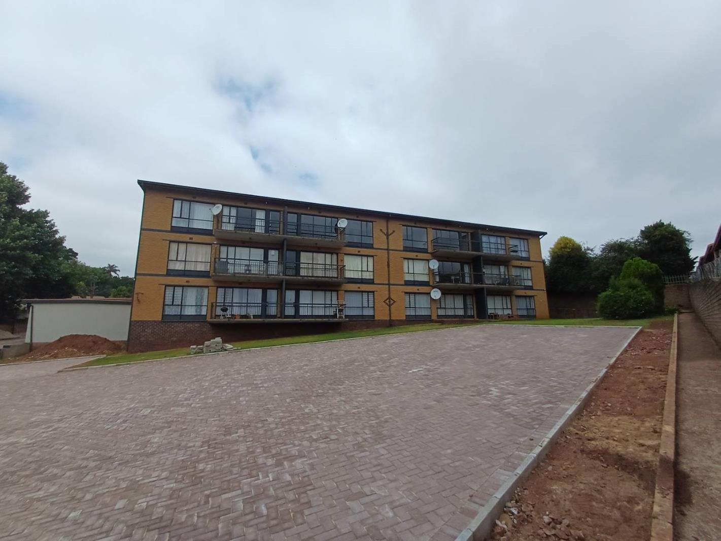1 Bedroom Apartment in Kloofendal