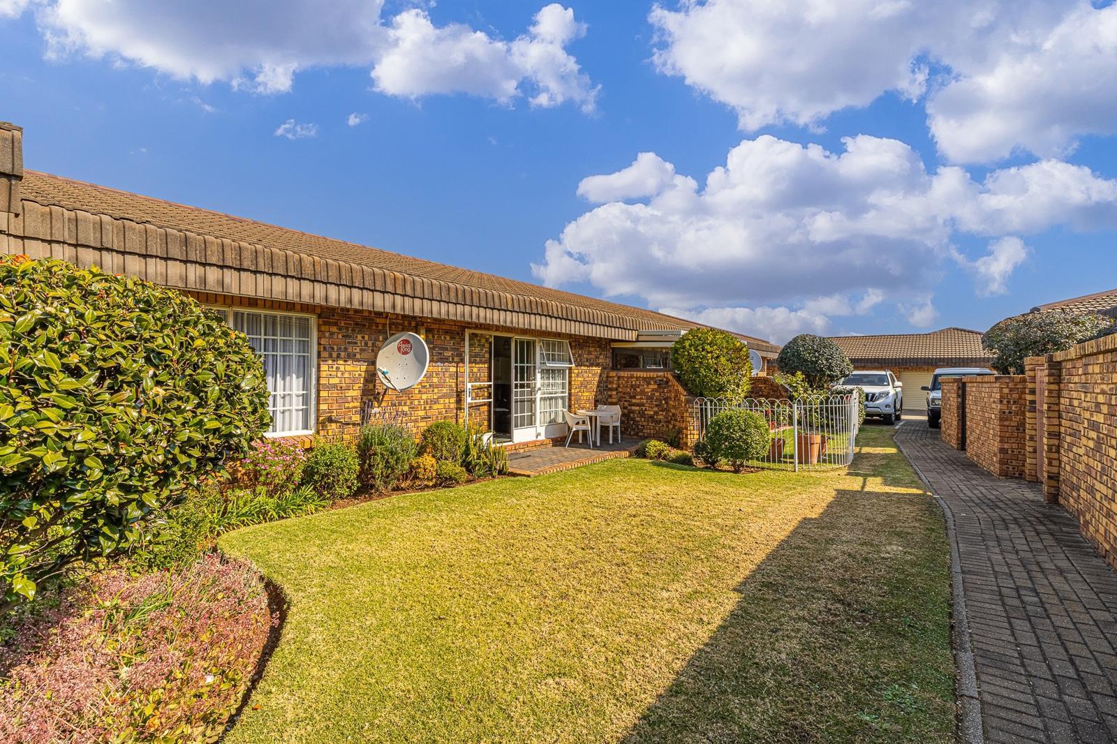 2 Bedroom Apartment in Brentwood Park