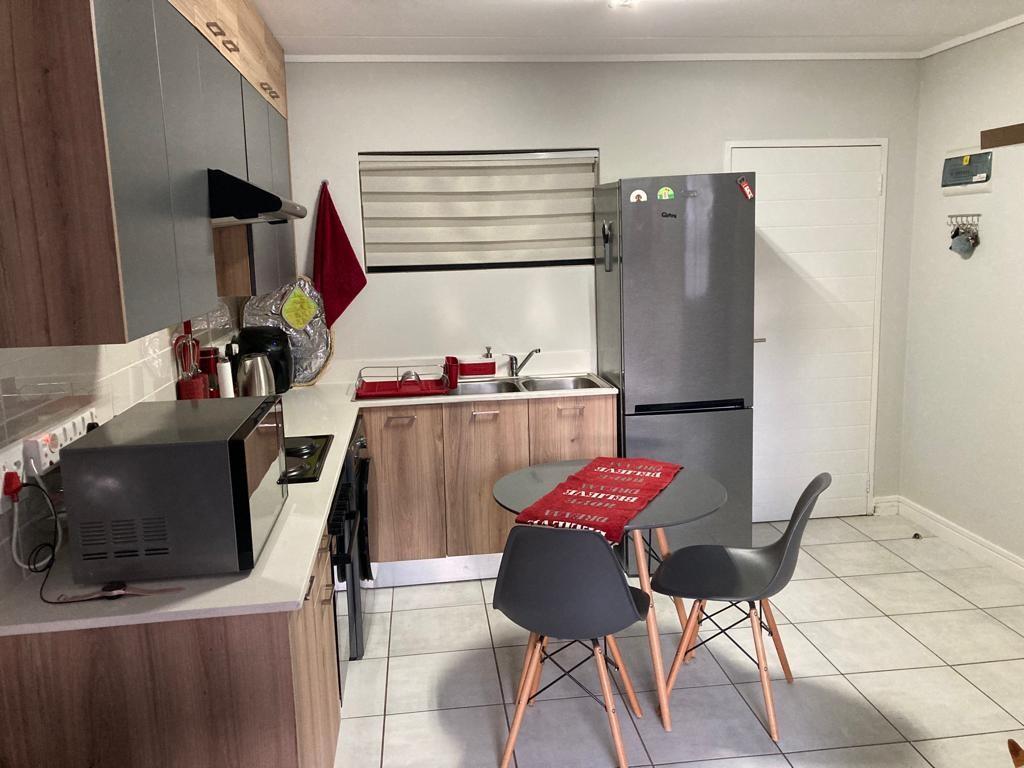 1 Bedroom Townhouse in Linbro Park